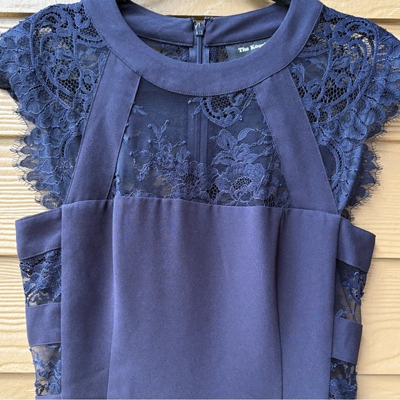 The Kooples Lace Cut Out Crepe Dress in Navy Size Small - Picture 5 of 10